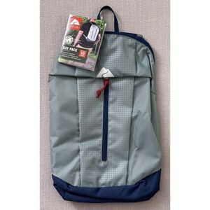 Ozark Trail Unisex 10L Day Pack, LIGHT GREEN